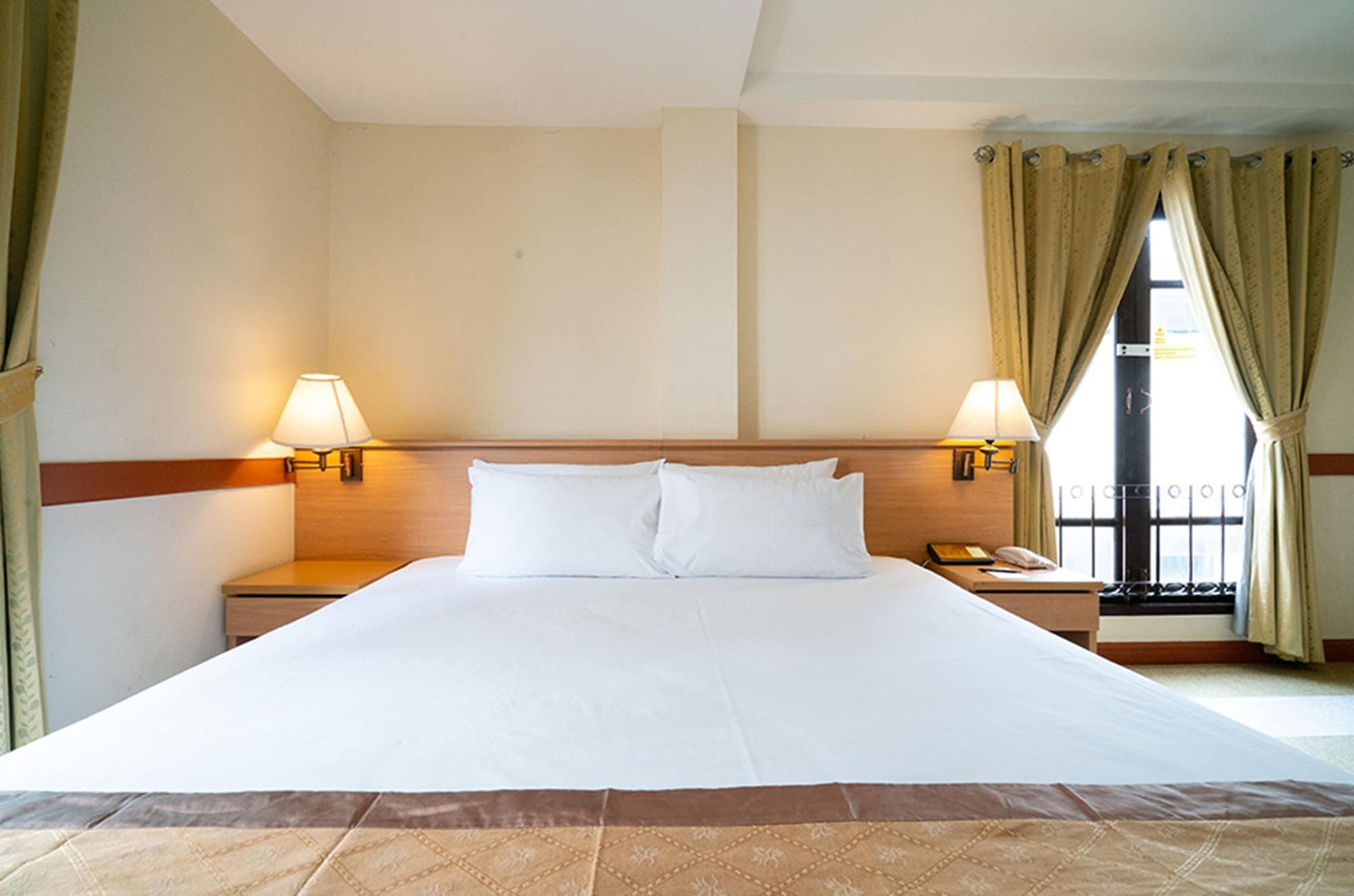 The Ecotel Bangkok Ngoại thất bức ảnh